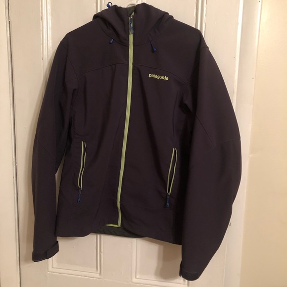 Patagonia Other - Men’s Patagonia Hooded Jacket, Size Medium